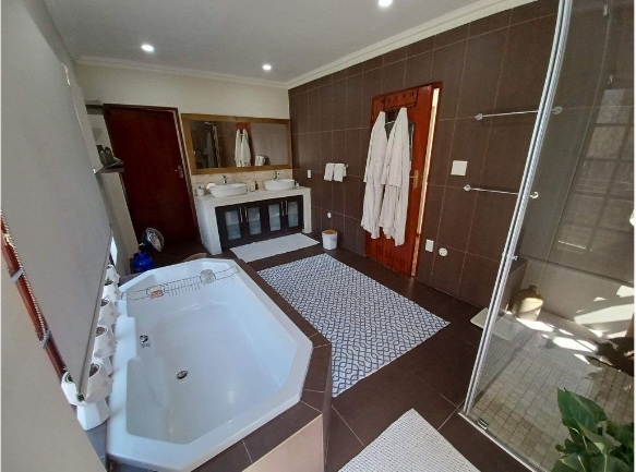 4 Bedroom Property for Sale in Edenburg Gauteng