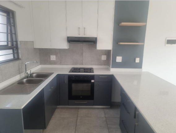 To Let 2 Bedroom Property for Rent in Sunninghill Gauteng