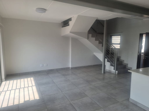 To Let 2 Bedroom Property for Rent in Sunninghill Gauteng