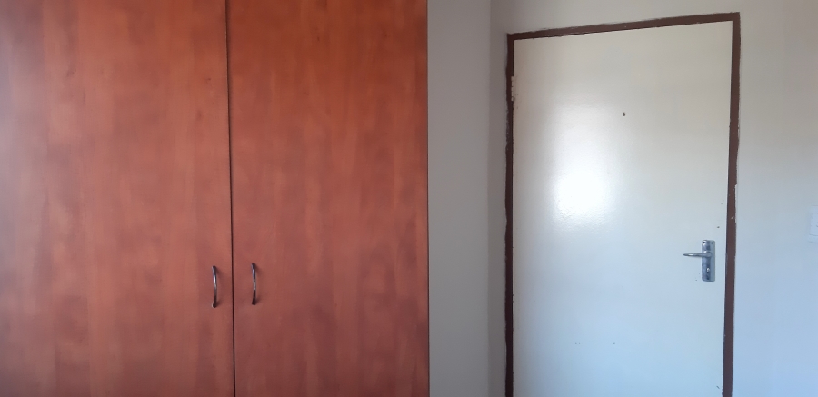 2 Bedroom Property for Sale in Pollak Park Gauteng