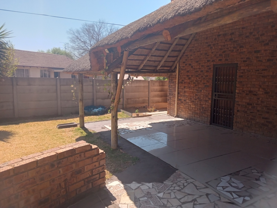 5 Bedroom Property for Sale in Brakpan North Gauteng