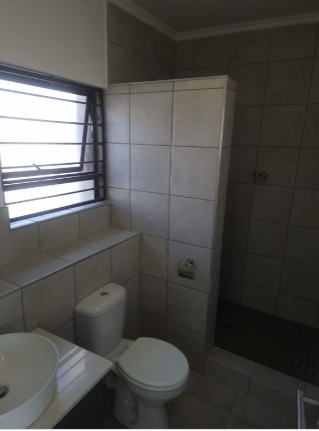 To Let 1 Bedroom Property for Rent in Sunninghill Gauteng