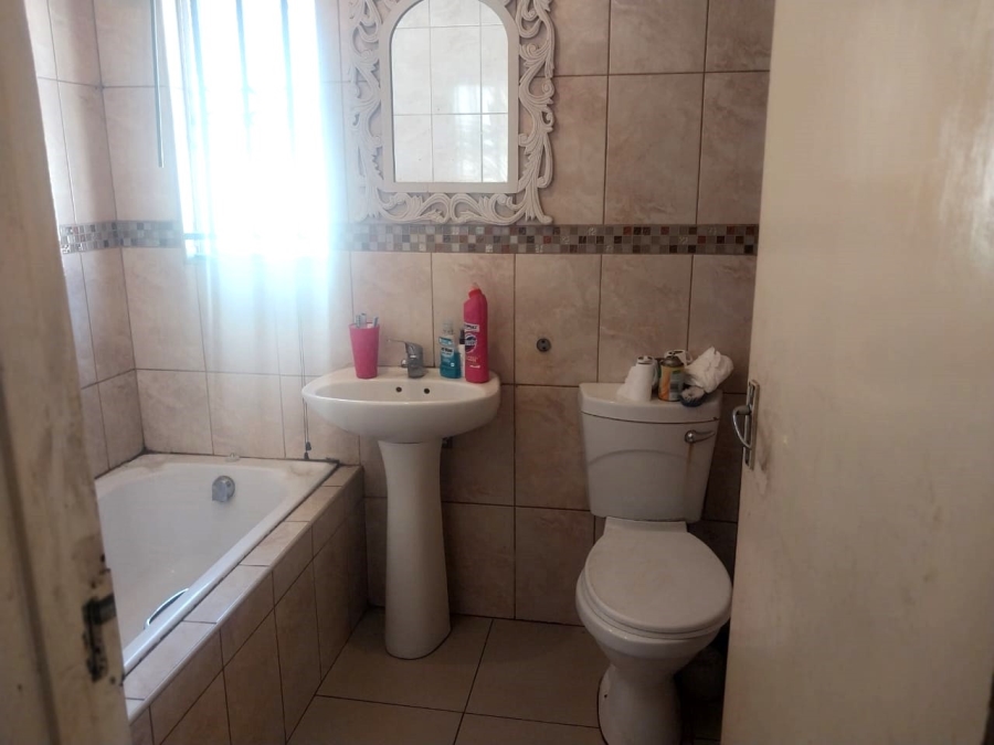 3 Bedroom Property for Sale in Dawn Park Gauteng