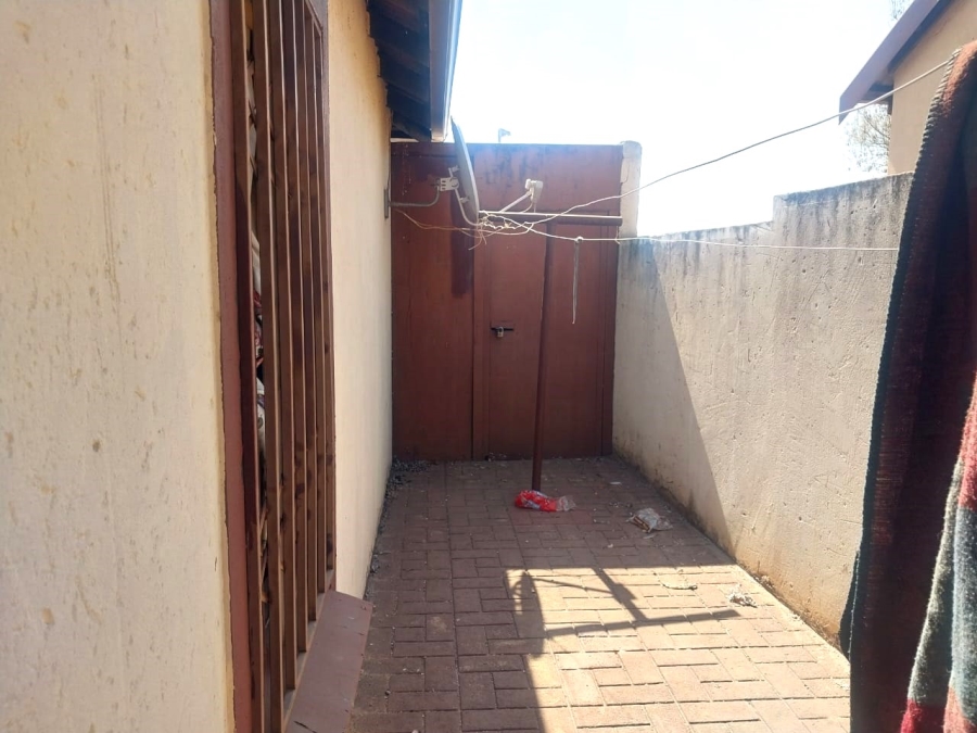 3 Bedroom Property for Sale in Dawn Park Gauteng