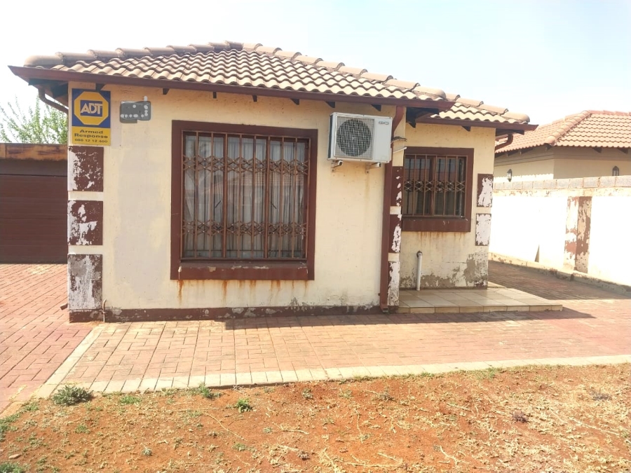 3 Bedroom Property for Sale in Dawn Park Gauteng