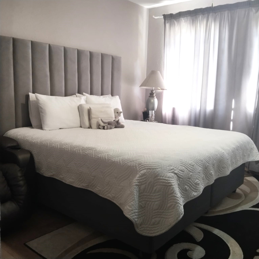 3 Bedroom Property for Sale in Florentia Gauteng