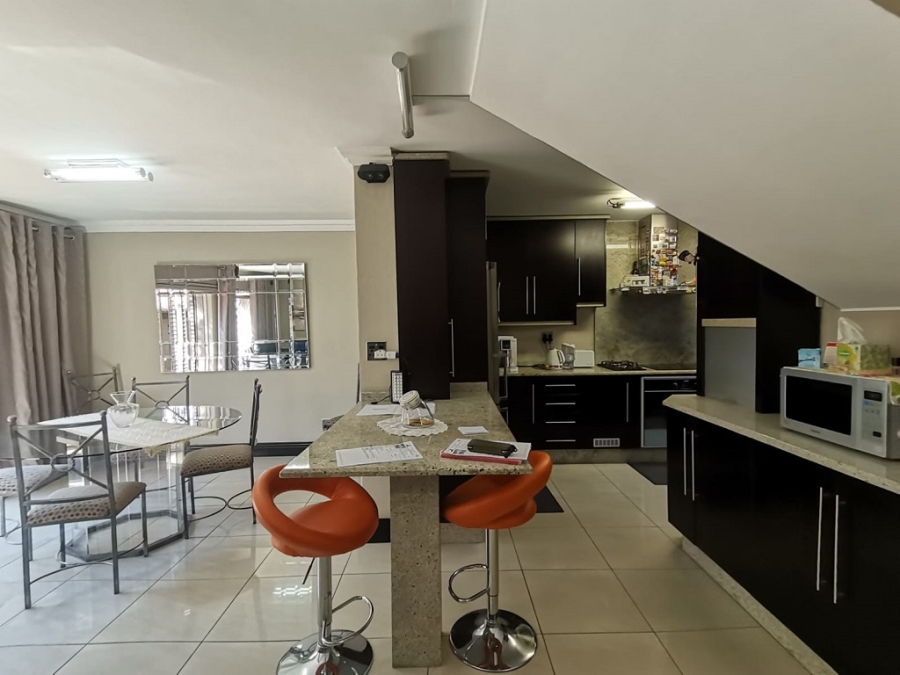 3 Bedroom Property for Sale in Bassonia Gauteng