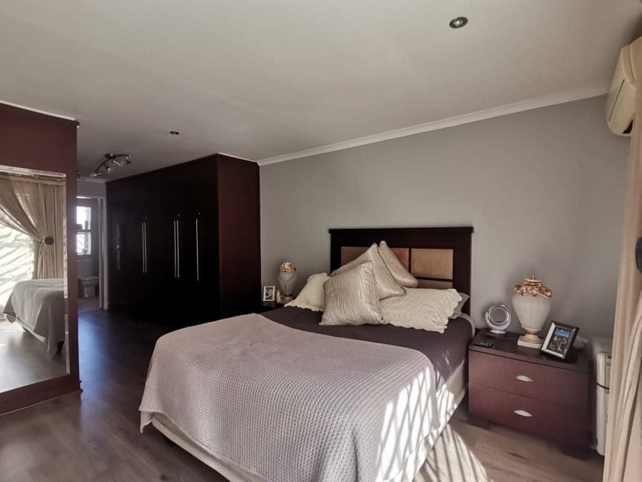 3 Bedroom Property for Sale in Bassonia Gauteng