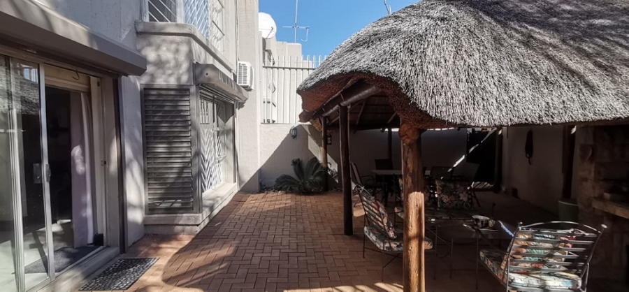 3 Bedroom Property for Sale in Bassonia Gauteng