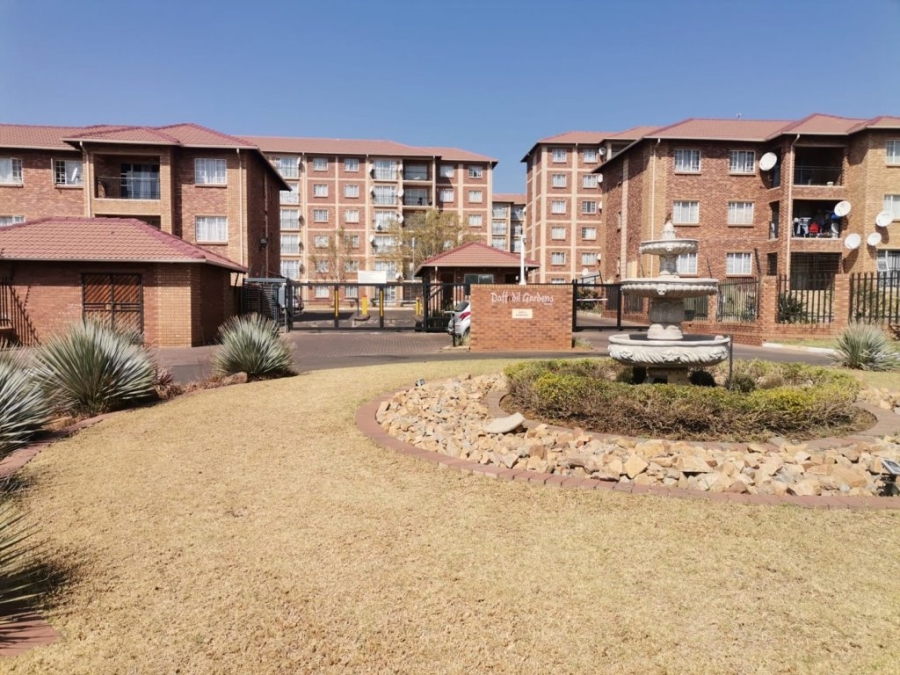 1 Bedroom Property for Sale in Karenpark Gauteng