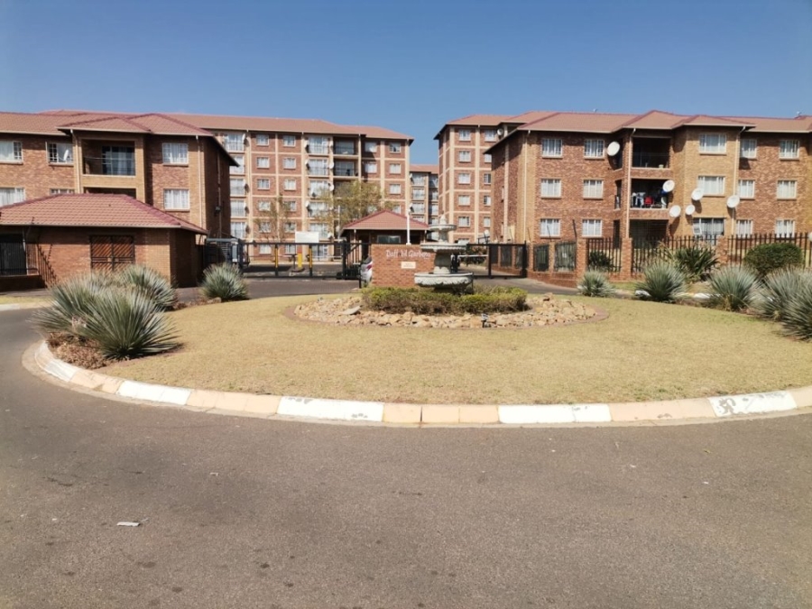 1 Bedroom Property for Sale in Karenpark Gauteng