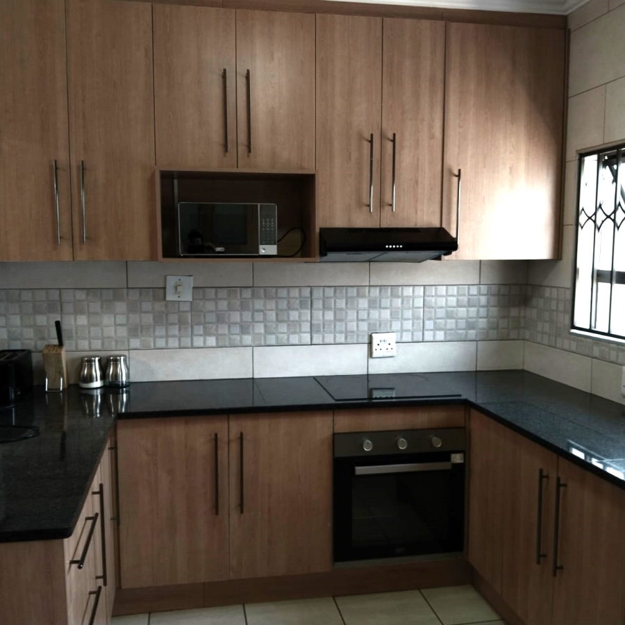 8 Bedroom Property for Sale in Verwoerdpark Gauteng