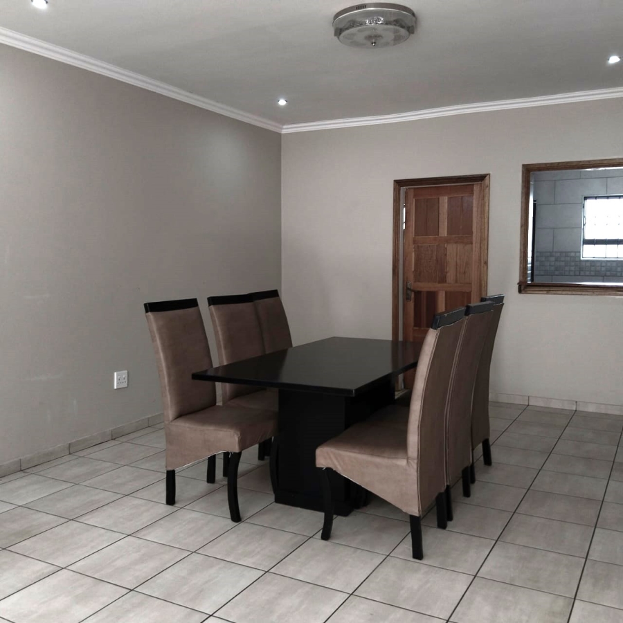 8 Bedroom Property for Sale in Verwoerdpark Gauteng