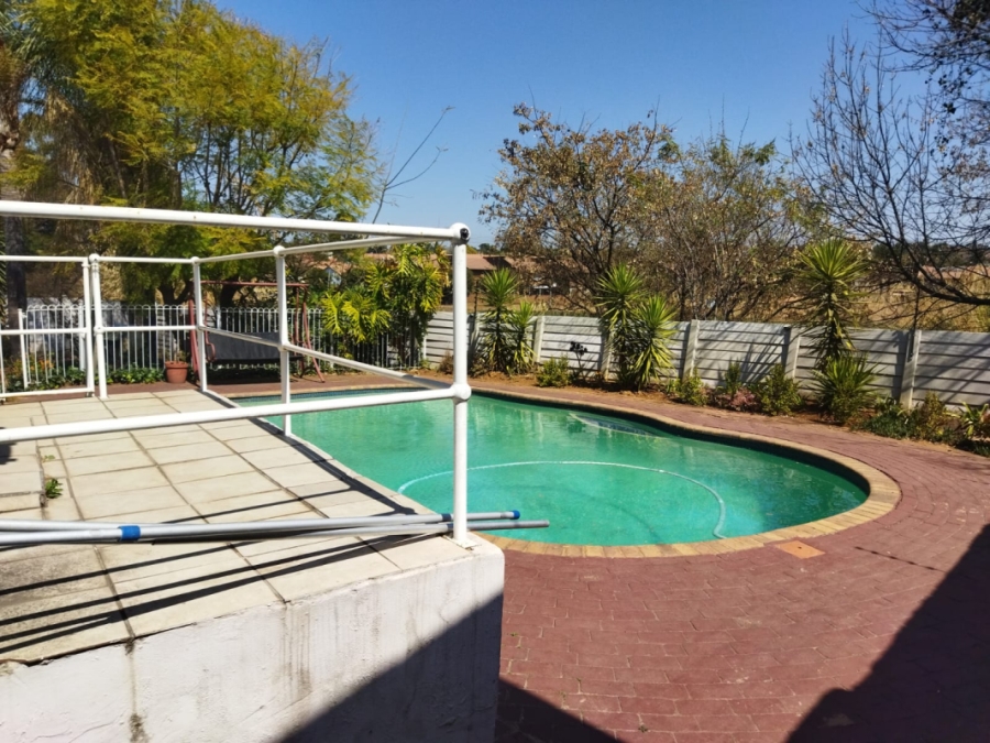 4 Bedroom Property for Sale in Illiondale Gauteng