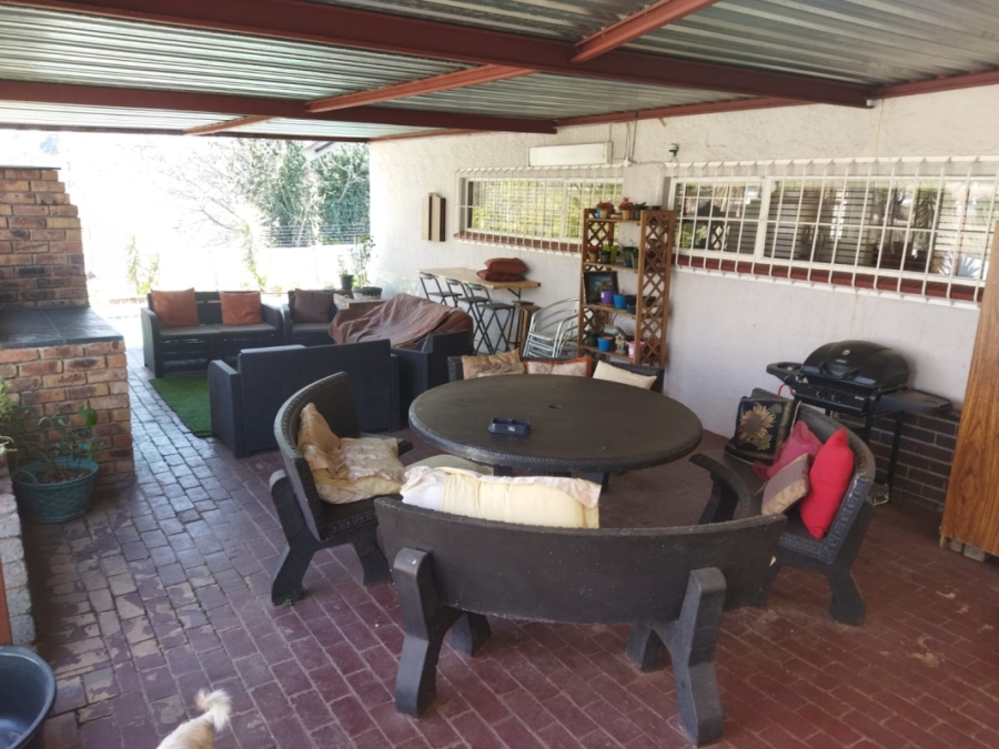 4 Bedroom Property for Sale in Illiondale Gauteng