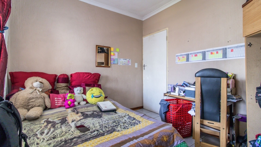 3 Bedroom Property for Sale in Glenanda Gauteng