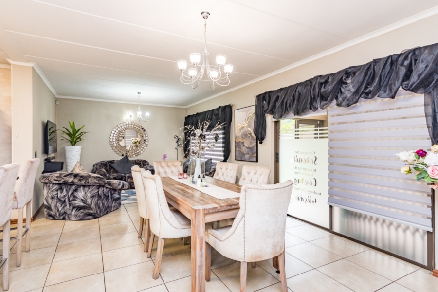 3 Bedroom Property for Sale in Tres Jolie Gauteng