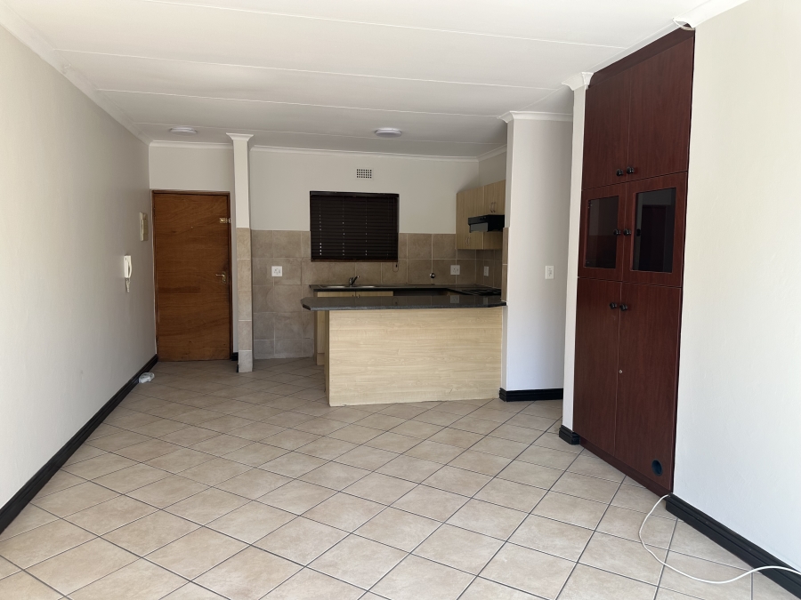 To Let 2 Bedroom Property for Rent in Paulshof Gauteng