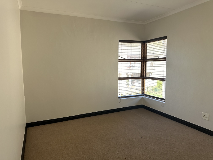 To Let 2 Bedroom Property for Rent in Paulshof Gauteng