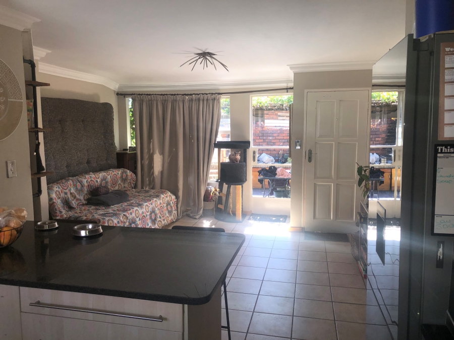 2 Bedroom Property for Sale in Sunninghill Gauteng