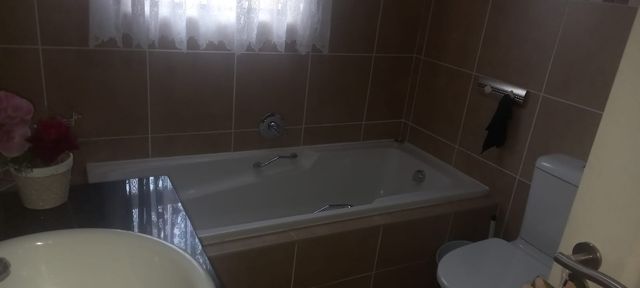 3 Bedroom Property for Sale in New Market Gauteng