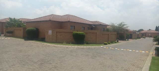 3 Bedroom Property for Sale in New Market Gauteng