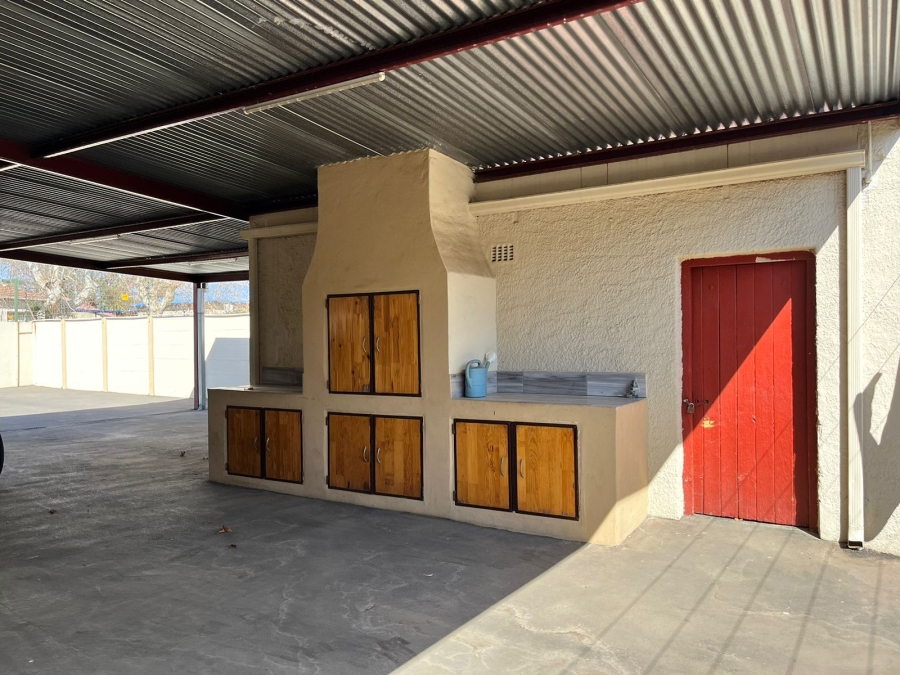 3 Bedroom Property for Sale in Selection Park Gauteng