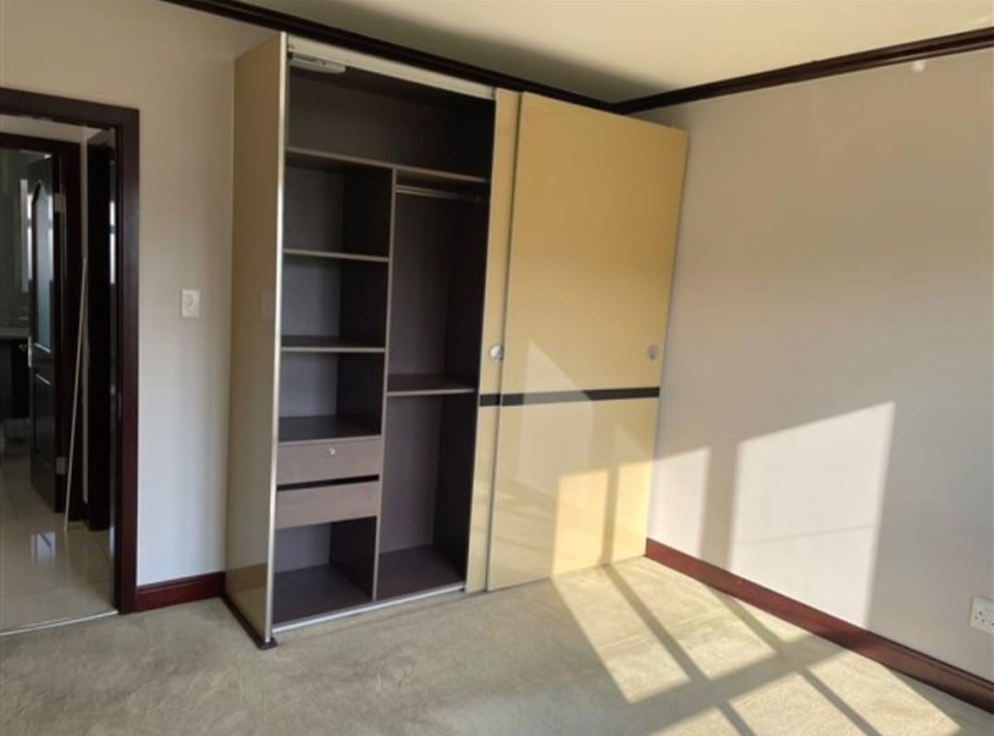 2 Bedroom Property for Sale in Fourways Gardens Gauteng