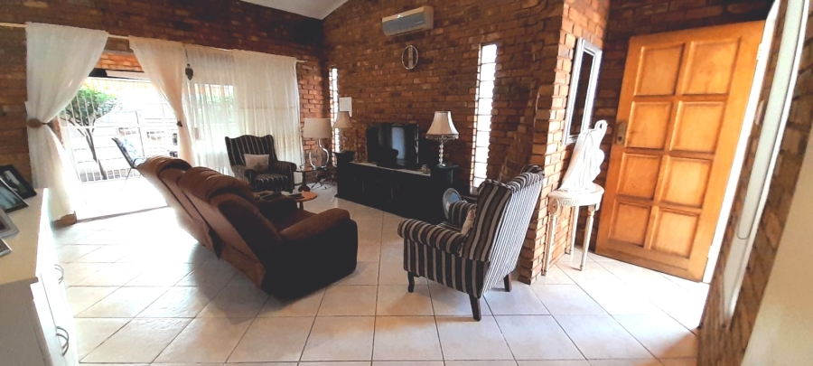 4 Bedroom Property for Sale in Magalieskruin Gauteng