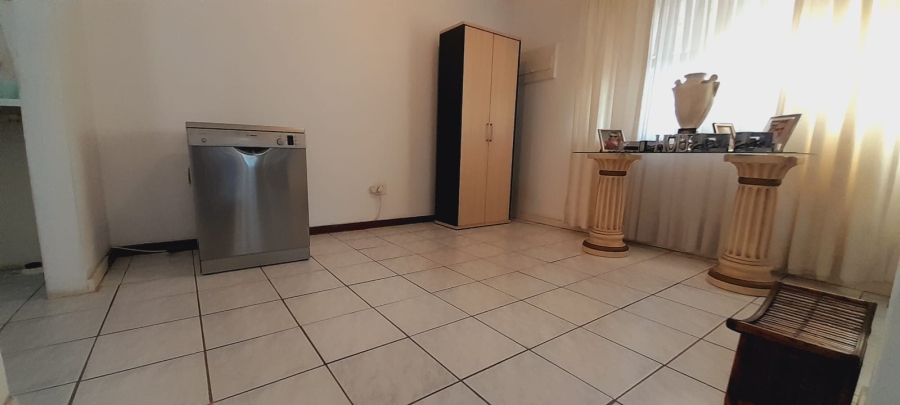 4 Bedroom Property for Sale in Magalieskruin Gauteng