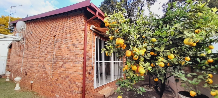 4 Bedroom Property for Sale in Magalieskruin Gauteng