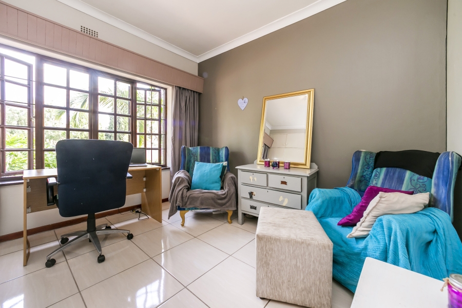 4 Bedroom Property for Sale in Aldarapark Gauteng