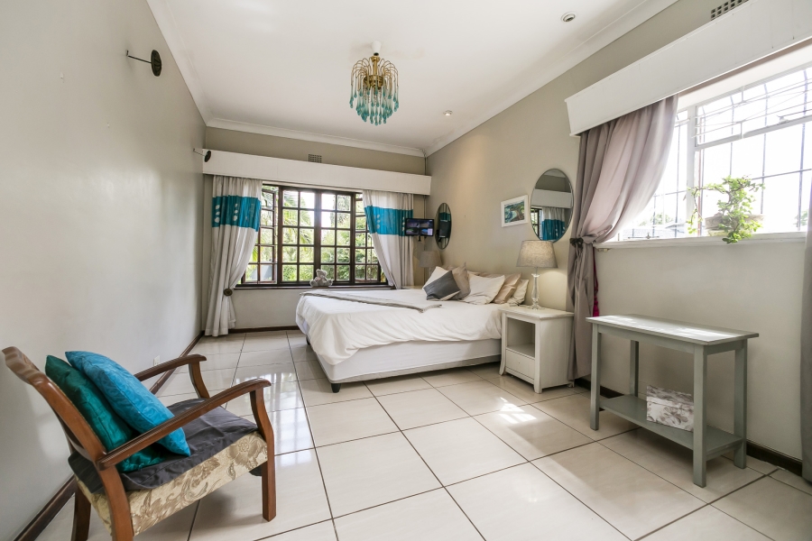 4 Bedroom Property for Sale in Aldarapark Gauteng