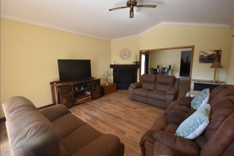 To Let 4 Bedroom Property for Rent in Wonderboom Gauteng