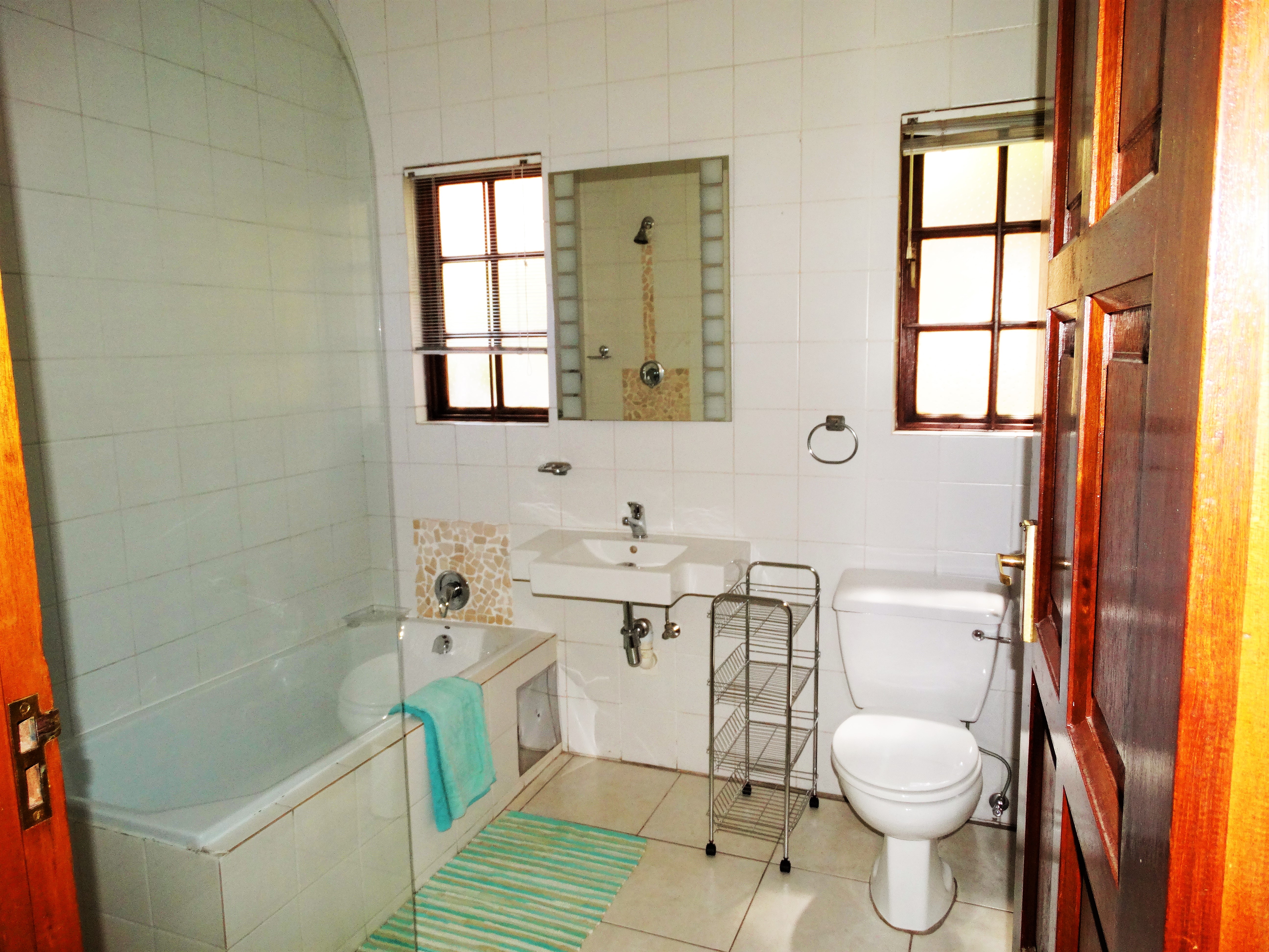 To Let 2 Bedroom Property for Rent in Paulshof Gauteng