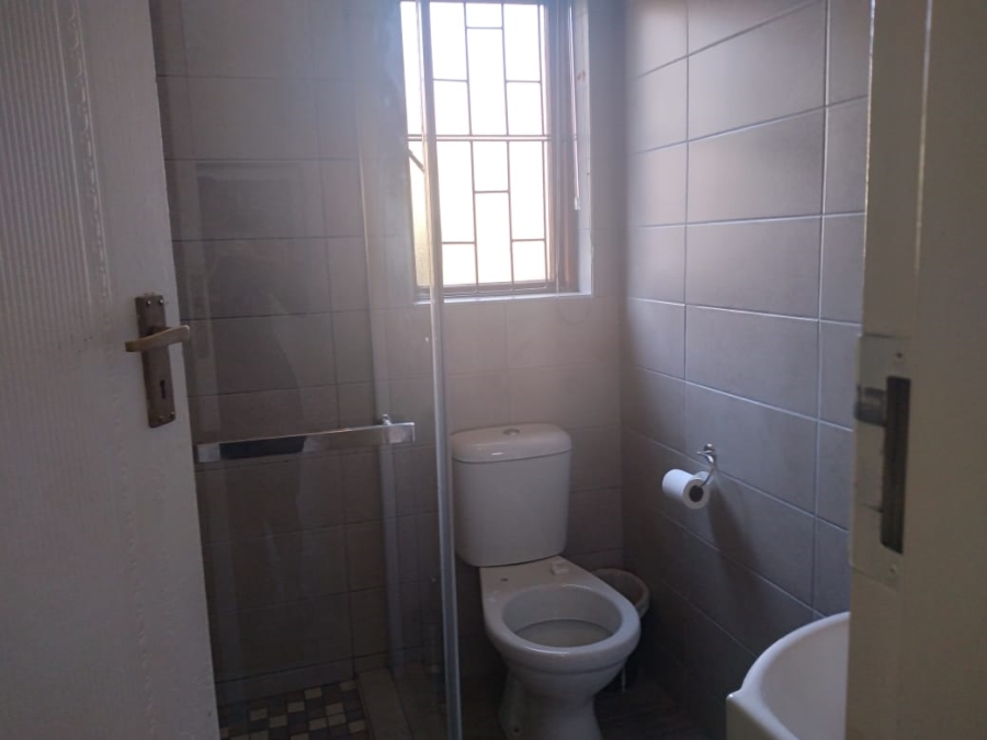 2 Bedroom Property for Sale in Lonehill Gauteng