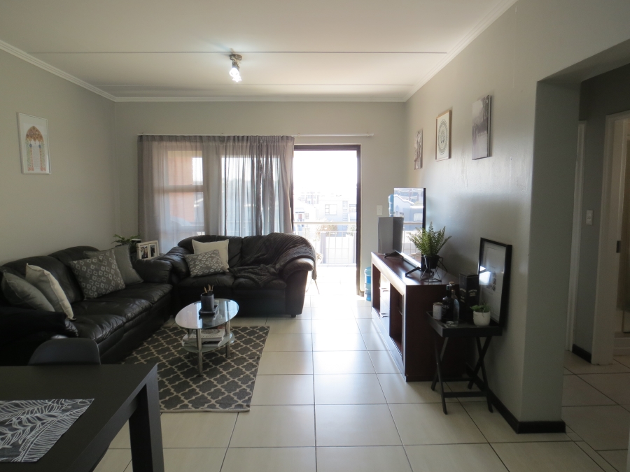 2 Bedroom Property for Sale in Greenstone Hill Gauteng