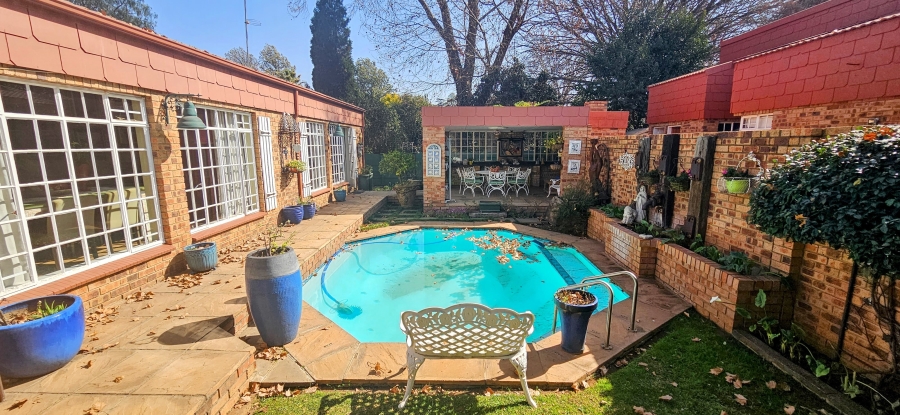 3 Bedroom Property for Sale in Three Rivers Proper Gauteng