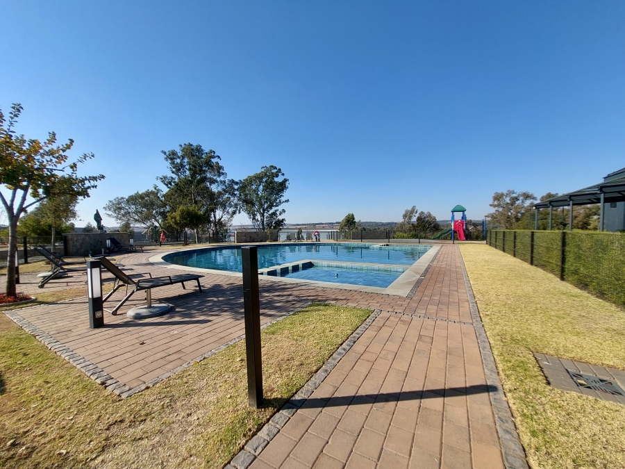 2 Bedroom Property for Sale in Linbro Park Gauteng