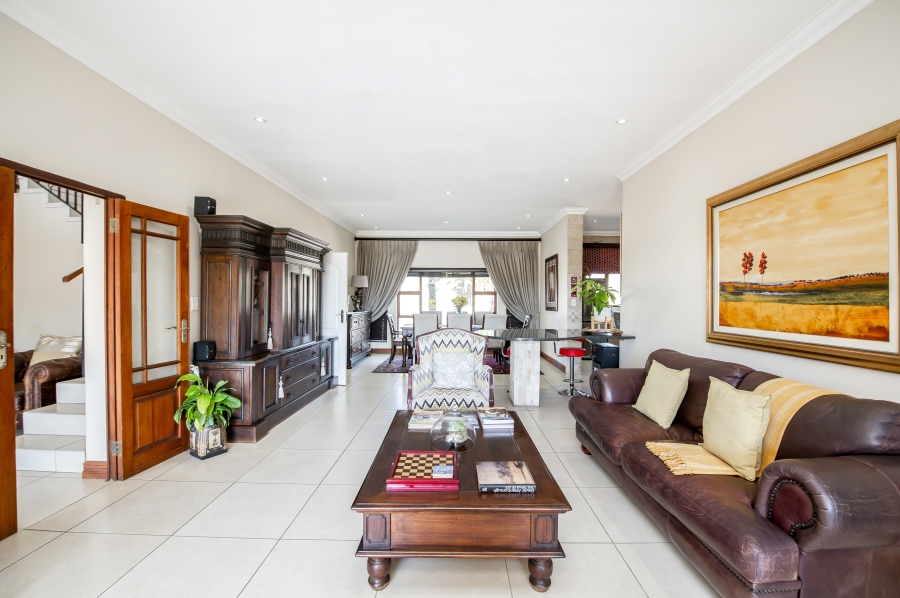 4 Bedroom Property for Sale in Knopjeslaagte AH Gauteng