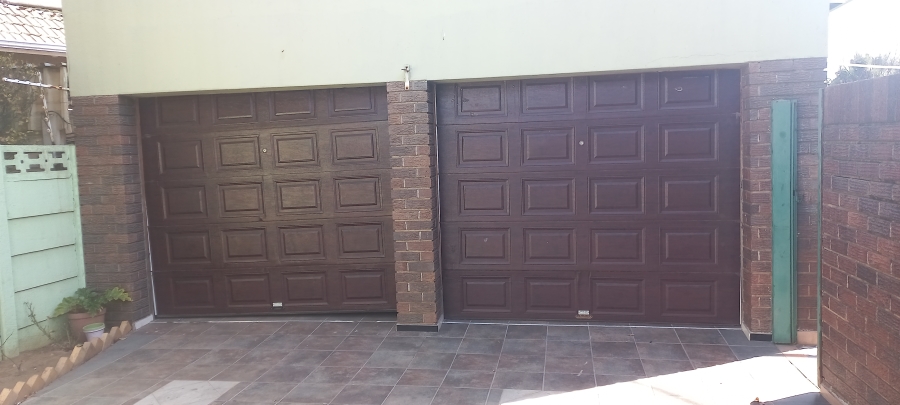 3 Bedroom Property for Sale in Selcourt Gauteng