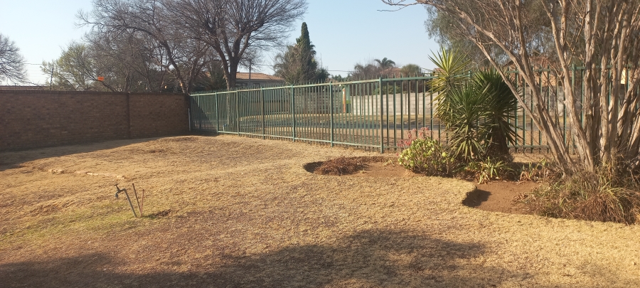 3 Bedroom Property for Sale in Selcourt Gauteng