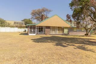 3 Bedroom Property for Sale in Selcourt Gauteng