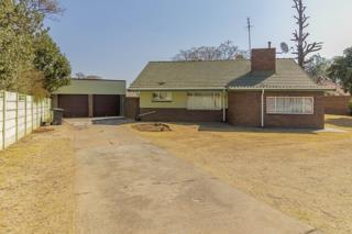 3 Bedroom Property for Sale in Selcourt Gauteng