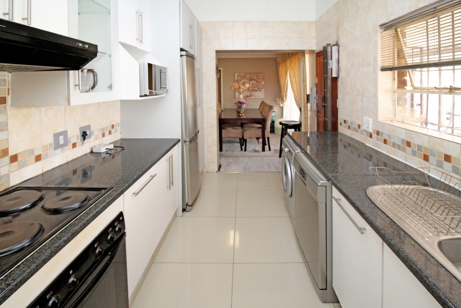 3 Bedroom Property for Sale in Vorna Valley Gauteng