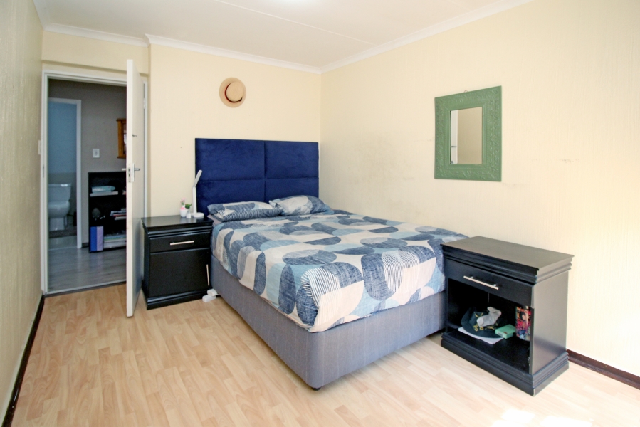 3 Bedroom Property for Sale in Vorna Valley Gauteng