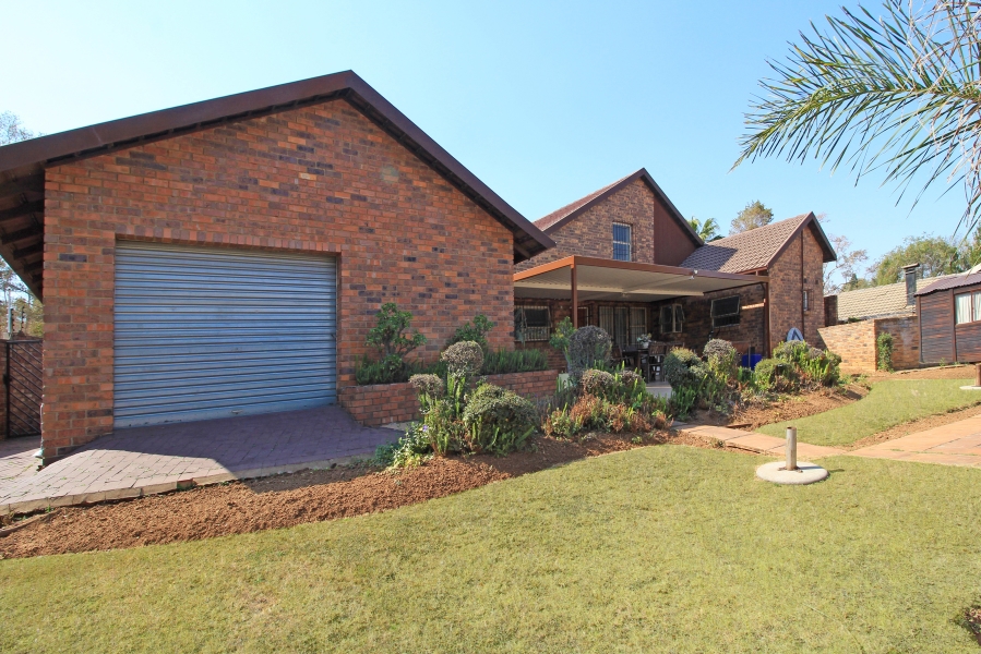 3 Bedroom Property for Sale in Vorna Valley Gauteng