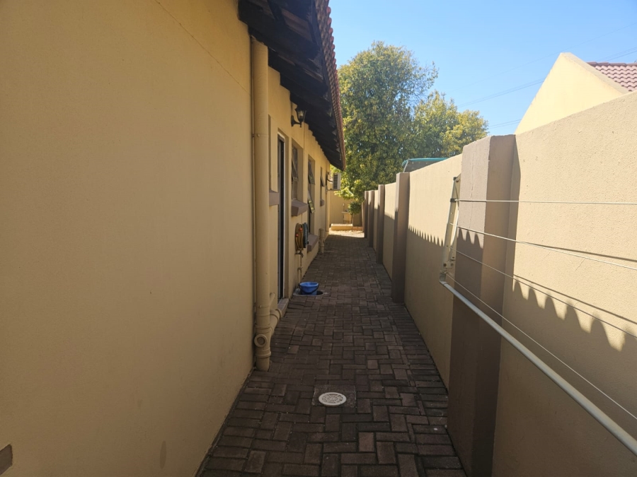 4 Bedroom Property for Sale in Terenure Gauteng