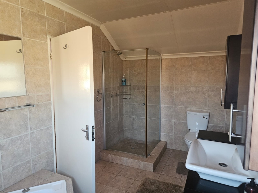 4 Bedroom Property for Sale in Terenure Gauteng