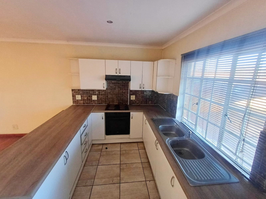 2 Bedroom Property for Sale in Clubview Gauteng